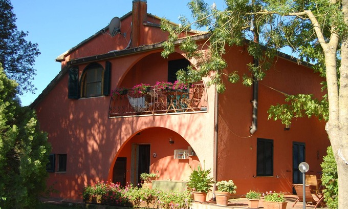 Campagnatico Apartment | Relax with privat pool and garden