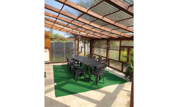Briare House | Relaxation, jacuzzi sauna billiards private swimming pool