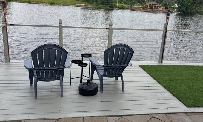 Town of Schroeppel House | Relaxing and tranquil 3-bedroom house on the river in Pennellville with views.