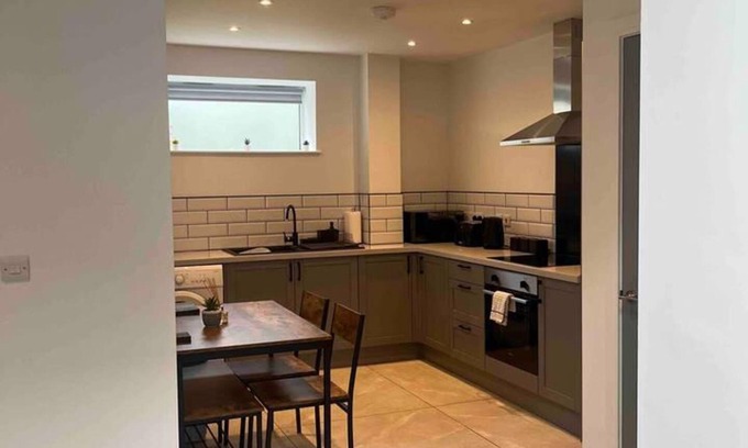 Downham Market Apartment | Remarkable 1-bed Studio in Downham Market