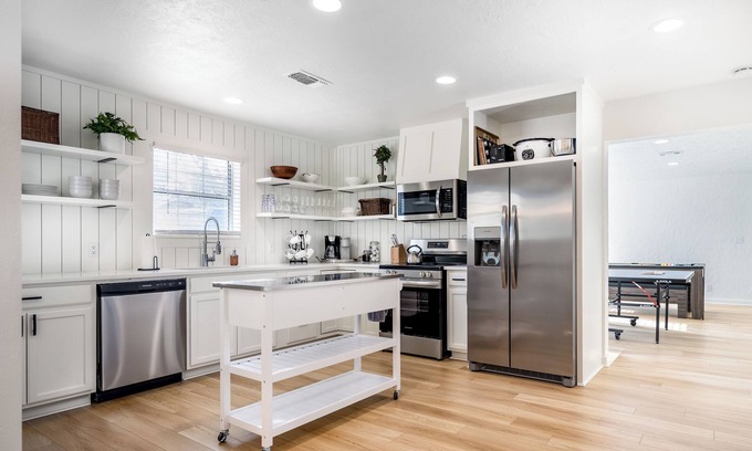 Carter's Grove House | Remodeled 4-bedroom, 2-bathroom house in College Station