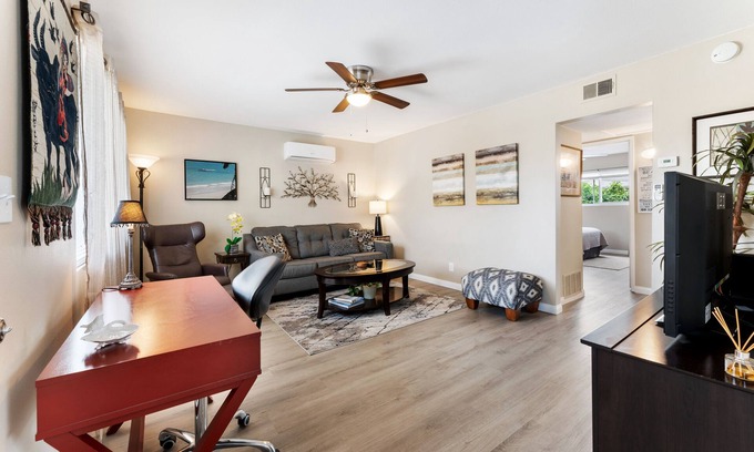 Mira Costa House | Remodeled Home in Oceanside Near Beach, Shopping & Restaurants