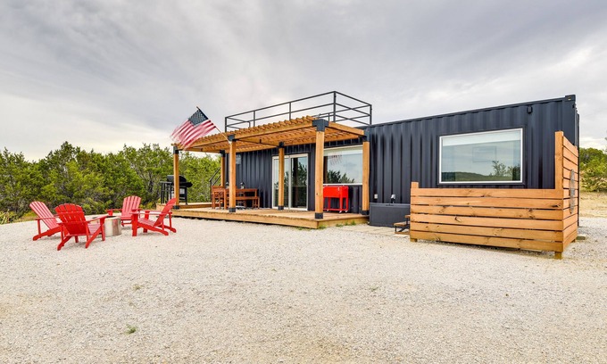 Thurber House | Remote Strawn Container Home with Hot Tub!