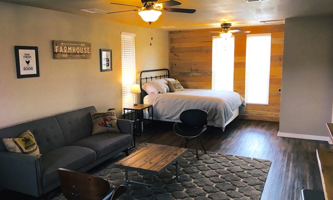 Oologah House | Renovated 19th Century Farmhouse