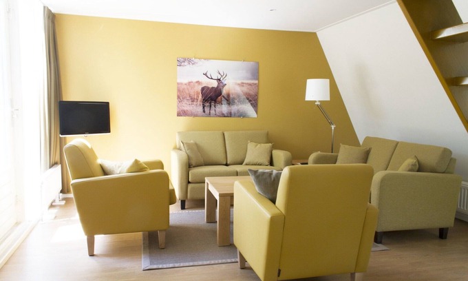 Bosgebied Hoenderloo House | Renovated Bungalow in Scenic De Veluwe