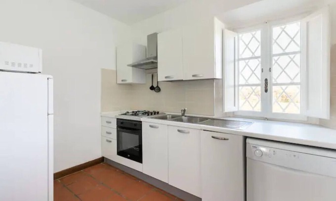 Capannori House | Renovated Grange in a Renaissance Villa Park