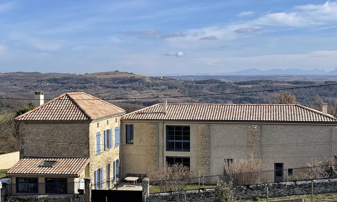 Claveyson House | Renovated house, Drôme des collines, near horse factor, valrhona, enclosed garden
