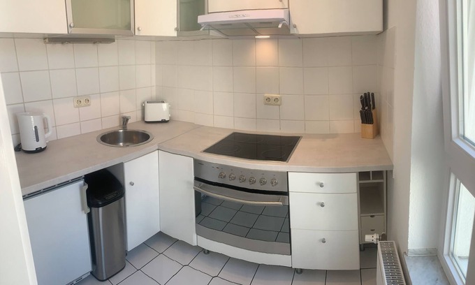 Suelz Apartment | Renovated modern 2-room apartment with balcony and underground parking near the university
