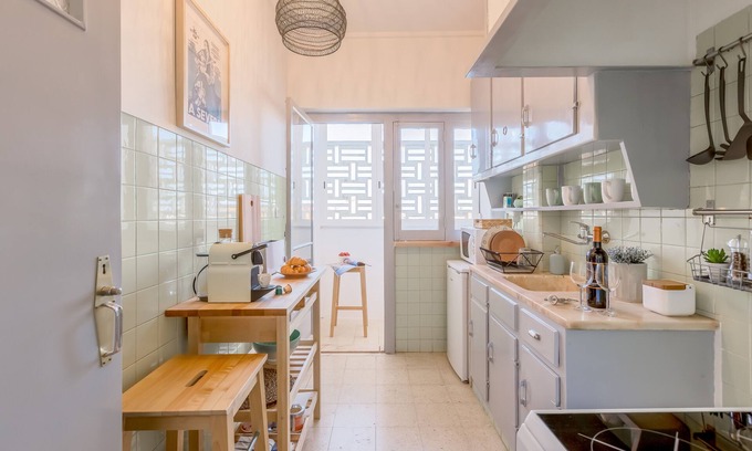 Alfama Apartment | Renovated Sunny Apartment with Balcony, By TimeCooler