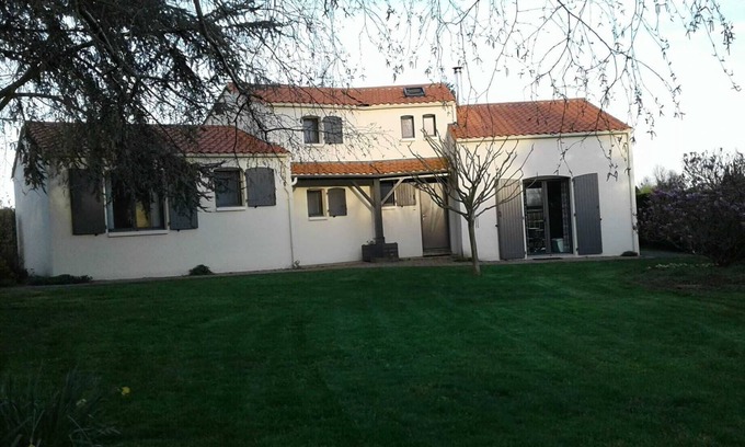Saint-Martin-des-Noyers House | Rent 1 bedroom for 2 people, 25 min from Puy du Fou.