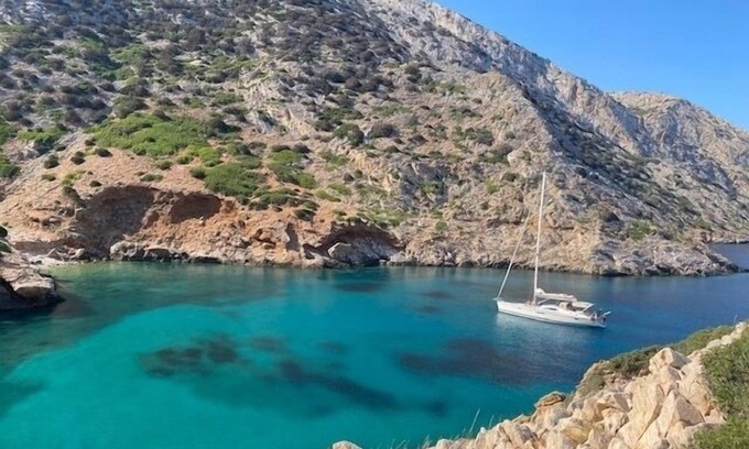 Tourlos Boat Rental | RENT LUXURY Sailingboat to SARONIC, CYCLADES & DODECANESE, with skipper & CHEF
