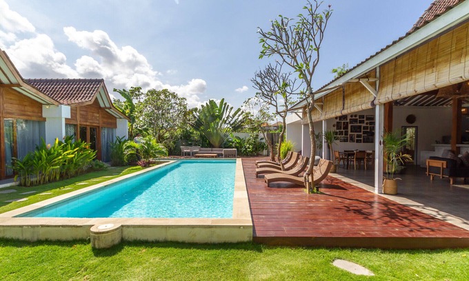 Batubelig Villa | Rent Your 5 Star Private Villa in Seminyak, Bali Villa 1153