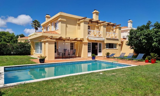 Sao Pedro de Penaferrim House | RENT4REST GOLF LOVERS PARADISE 4BR VILLA WITH Pool