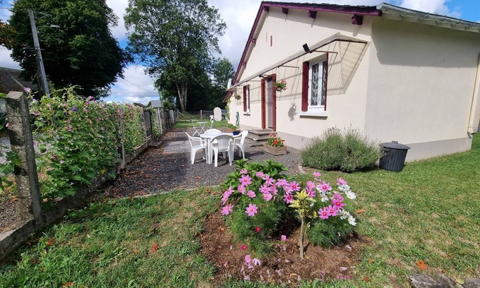 Messeix House | Rental 2 or 4 persons small house near La Bourboule and le Mont Dore