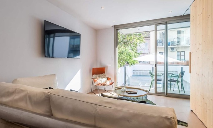 Sant Gervasi Apartment | Rentals: Sant Gervasy apt, big terrace