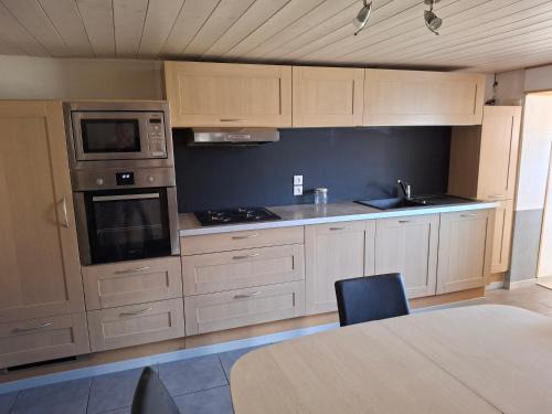 Verrieres-de-Joux Apartment | Repos