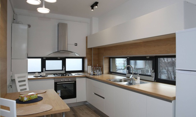 Focsani Apartment | ResHome