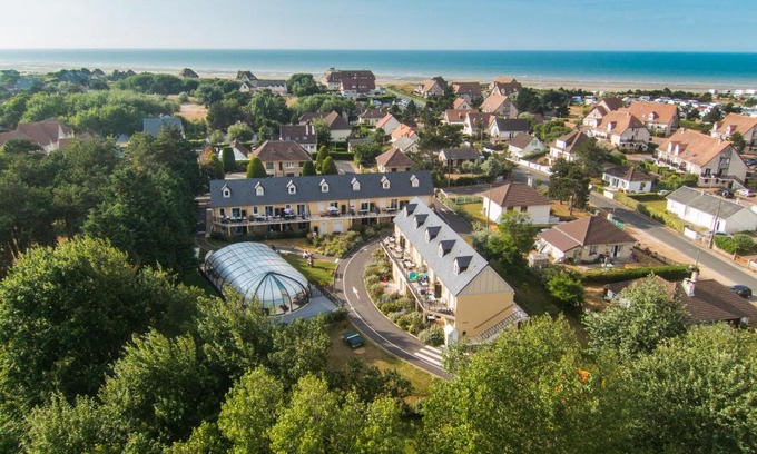 Merville-Franceville-Plage Resort | Residence Le Bois Flotté