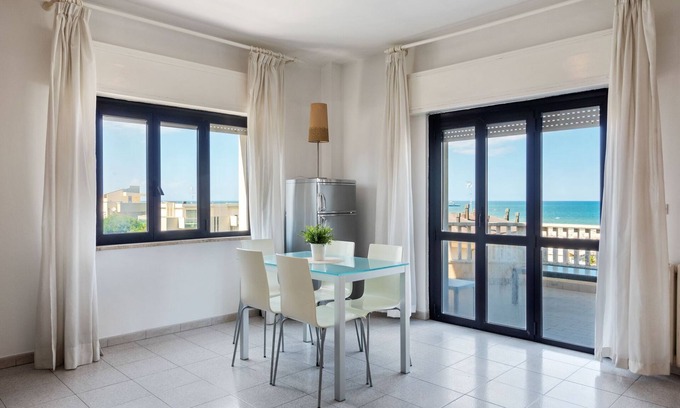 Marina Centro Apartment | Residence, at only 50 meters from the beach and the sea, at Marina Centro.