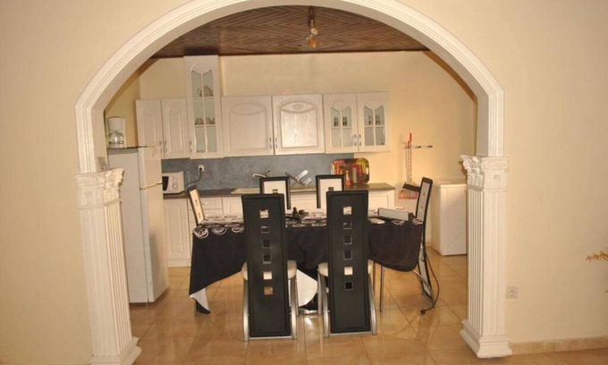 Douala Bed & Breakfast | Residence BOREL (Furnished Furnished Apartments)