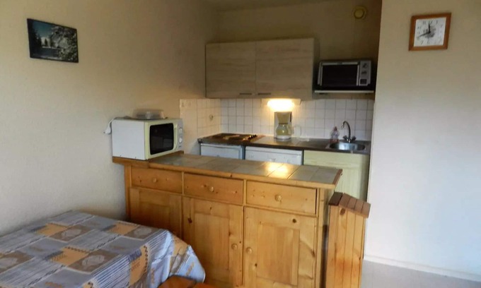 Le Pleynet Apartment | Residence Gentianes 2 - 2 Rooms for 6 People