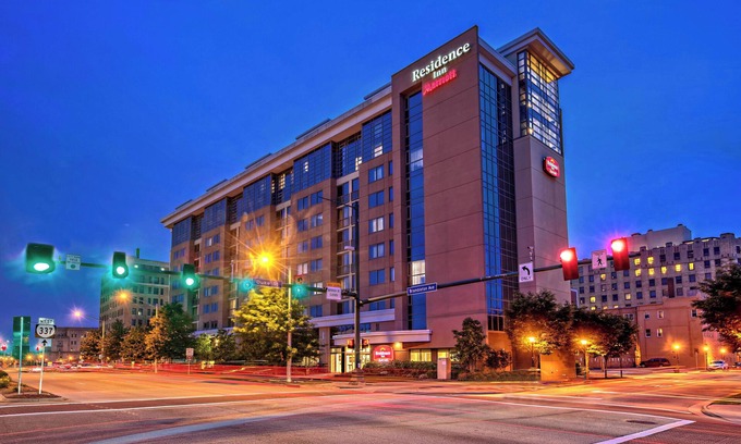 Norfolk Hotel | Residence Inn Norfolk Downtown