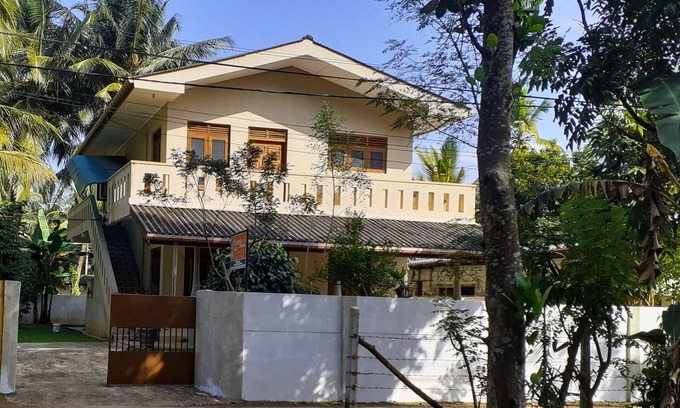 Rumassala Apartment | Residence Kuruniyavilla - Apartment with Balacony 2 bedroom Economy