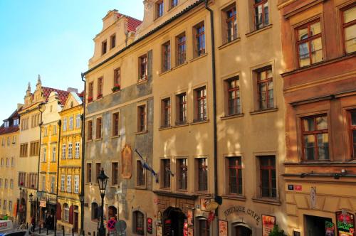 Hradcany Apartment | Residence Thunovska