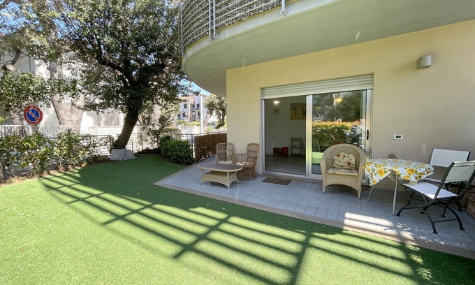 Castiglioncello Apartment | Residenza Venus - Venus con giardino e doppi servizi