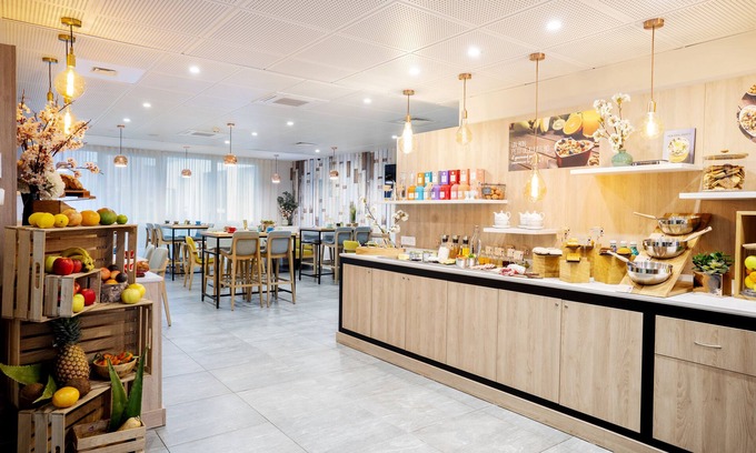 Saint-Ouen House | Residhome Saint Ouen