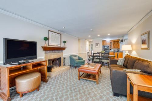 Kingsmill Apartment | Resort Condo with Marina Access in Williamsburg!