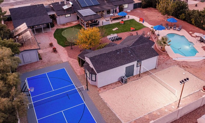 Shea North Estates House | Resort-Style Luxury | Pool, Spa, Sports Court & Golf Just Minutes Away