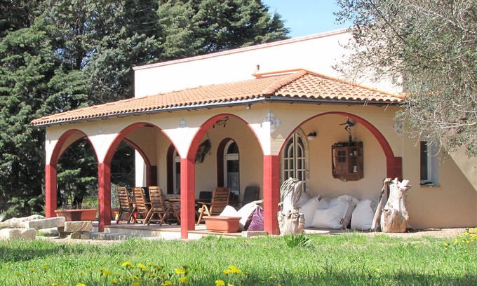 Cutrofiano Apartment | Rest and relaxation! Terreno Ro-Bi-Li-Apartment Family friendly up to 9 pers.
