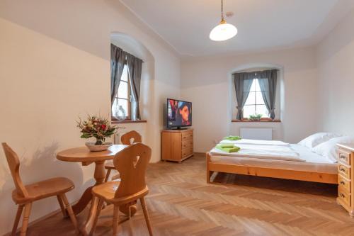 Becov nad Teplou House | Restaurace a penzion Stará pošta