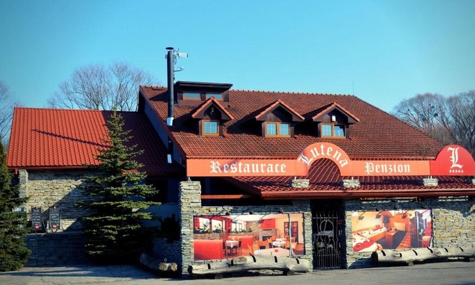 Dolni Lutyne Hotel | Restaurace a penzion Lutena