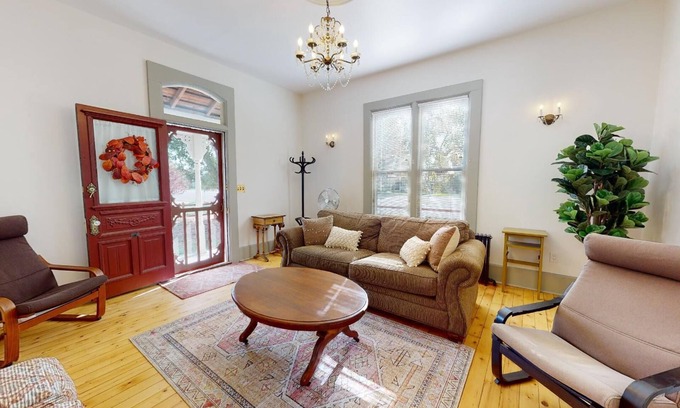 Gunnison House | Retha Victorian - Gunnison