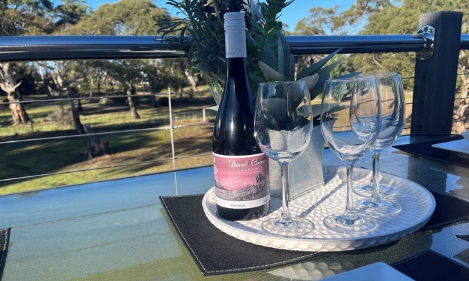 Dolphin Sands House | Retreat 101 your stay for beach & wineries WIFI available