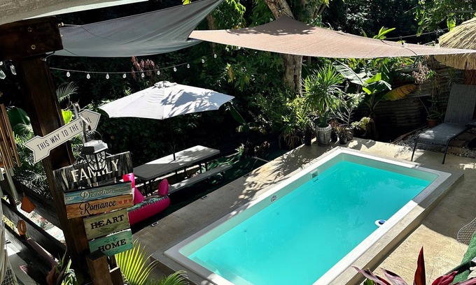 San German Apartment | Retro-Vintage Apartment 15 min from the beach and the second oldest city in PR