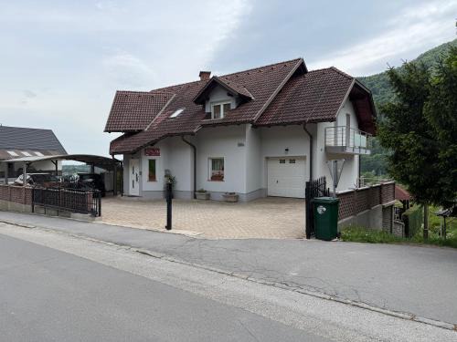 Jesenice House | Rezidenca Ervin