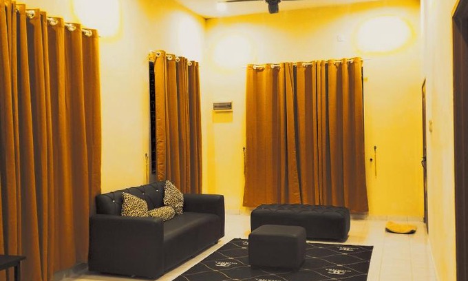 Kampong Pulau Kandis House | Rezqrich Villa Homestay 1