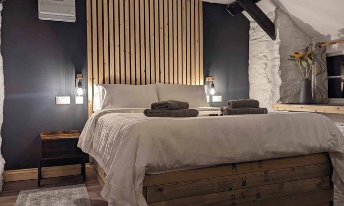 Bronaber Cottage | Rhiw Goch Inn Holiday Home