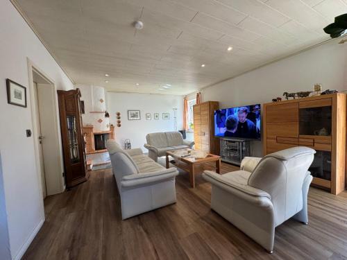 Celle Villa | Rhododendron Bliss