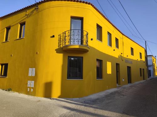 Lousa House | Ribeirinha