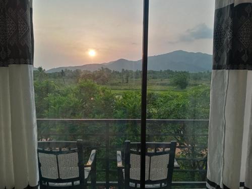Dambulla House | Ridge Boundary View