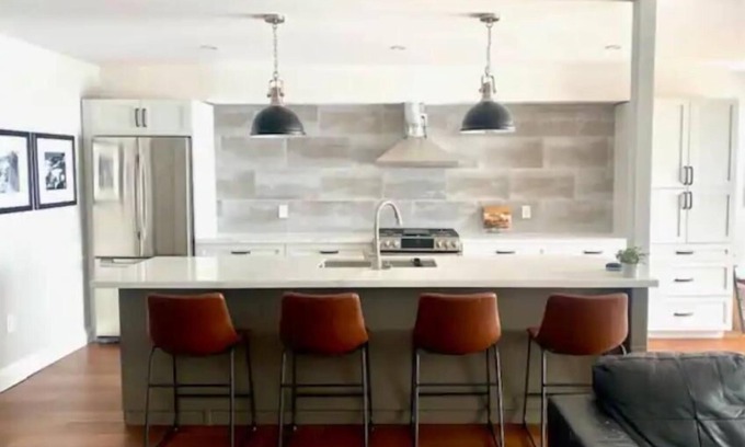 The Blue Mountains Condo | Ridge Retreat - Ground floor 2 bdrm - close to golf, hiking & Village at Blue