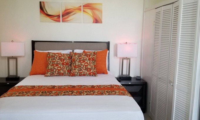 Saint Andrew Apartment | Ridgeview Suite 3