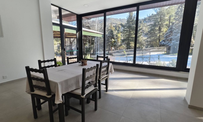 Vasa Koilaniou Bed & Breakfast | Rifugio Retreat BedBreakfast