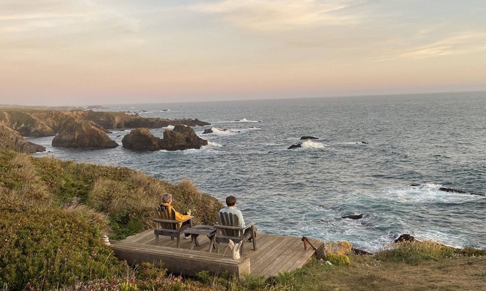 Stewarts Point House | RIGHT ON THE OCEAN BLUFF with Romance and Luxury: When ONLY THE BEST Will Do.