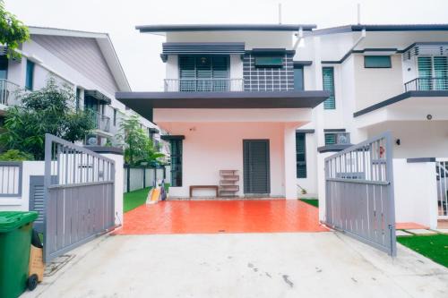 Jenjarom Villa | Rimbayu 4Br-20guest#EventHouse#pooltable