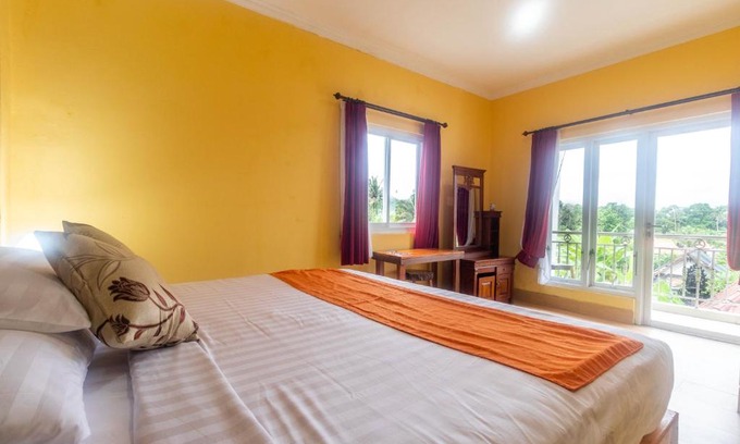 Melayang House | Rindikguesthouse